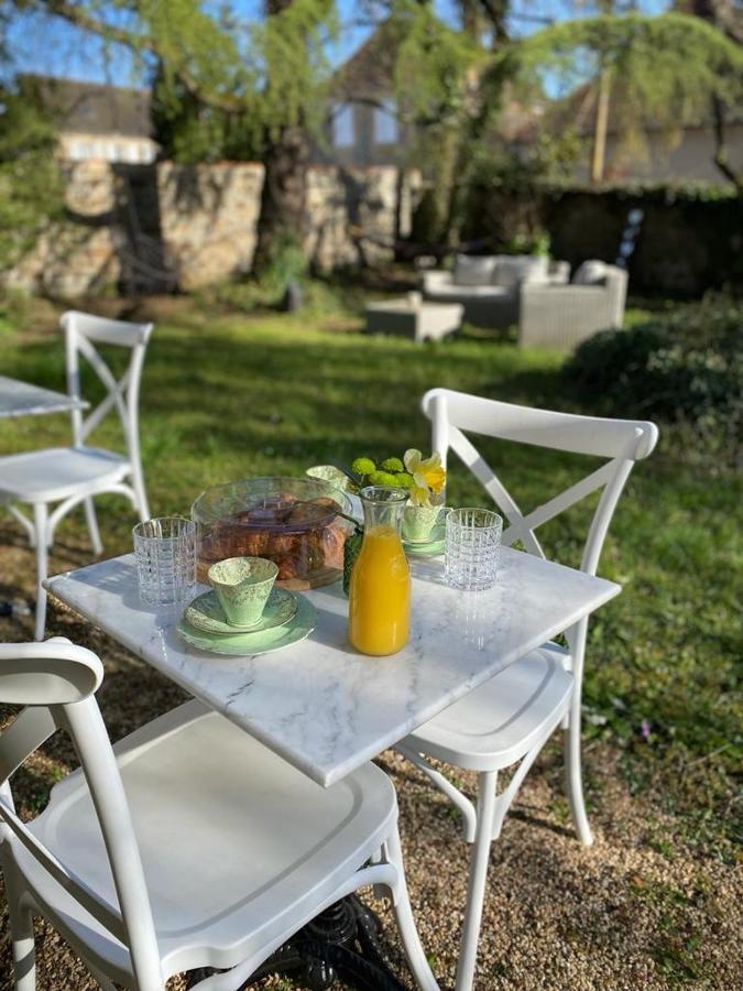 Maison De Mags & Mags Bed & Breakfast Lanouaille Eksteriør bilde
