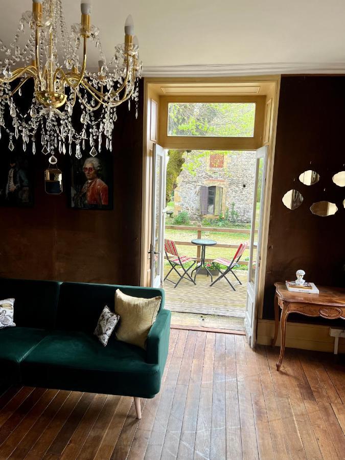 Maison De Mags & Mags Bed & Breakfast Lanouaille Eksteriør bilde